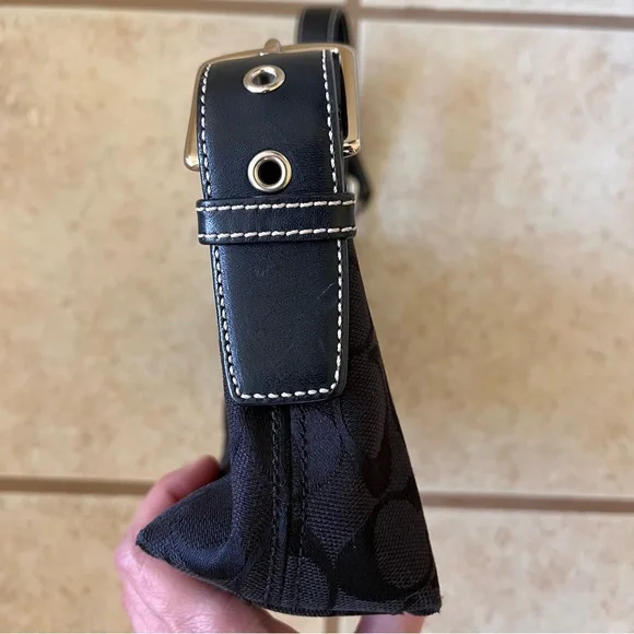 Coach Vintage Black Signature E/W Demi Bag 6371 - Picture 4 of 12